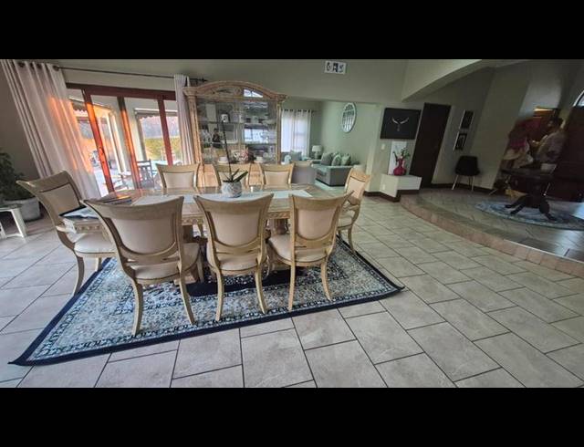 4 BEDROOM HOUSE FOR SALE IN RASLOUW